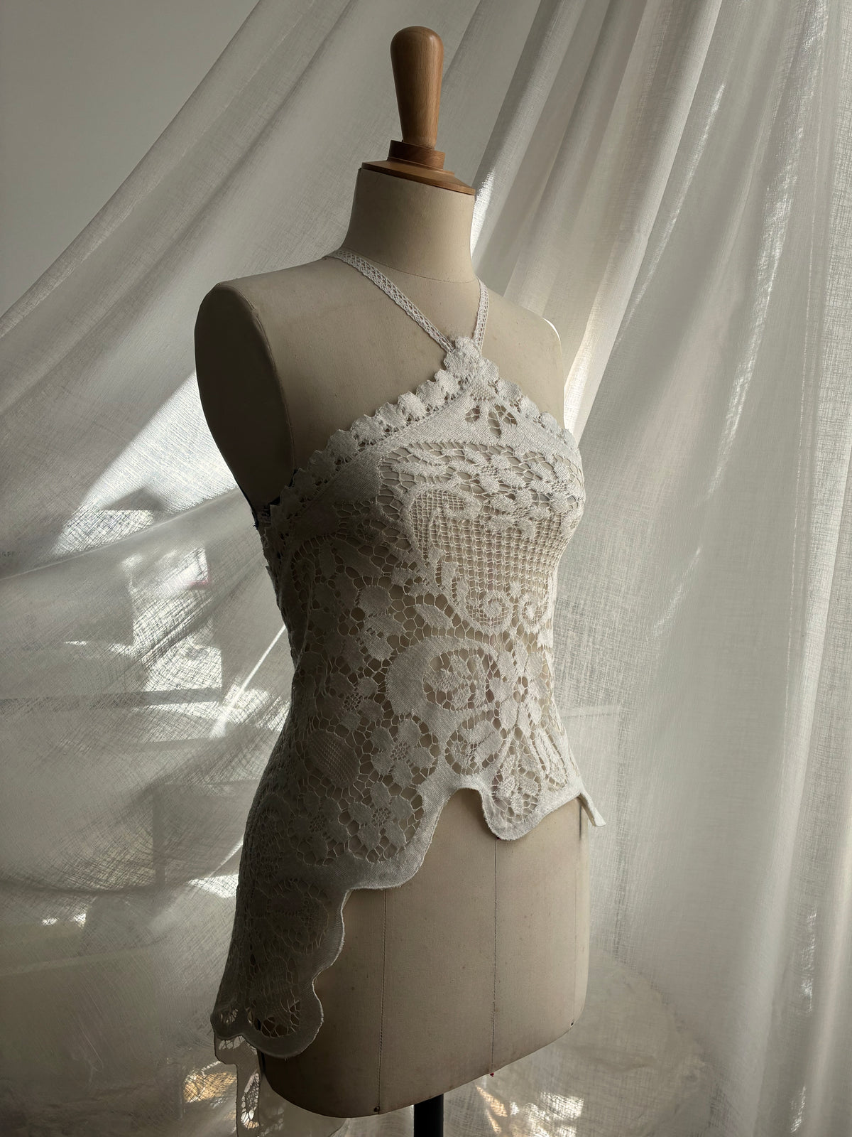 Open back top